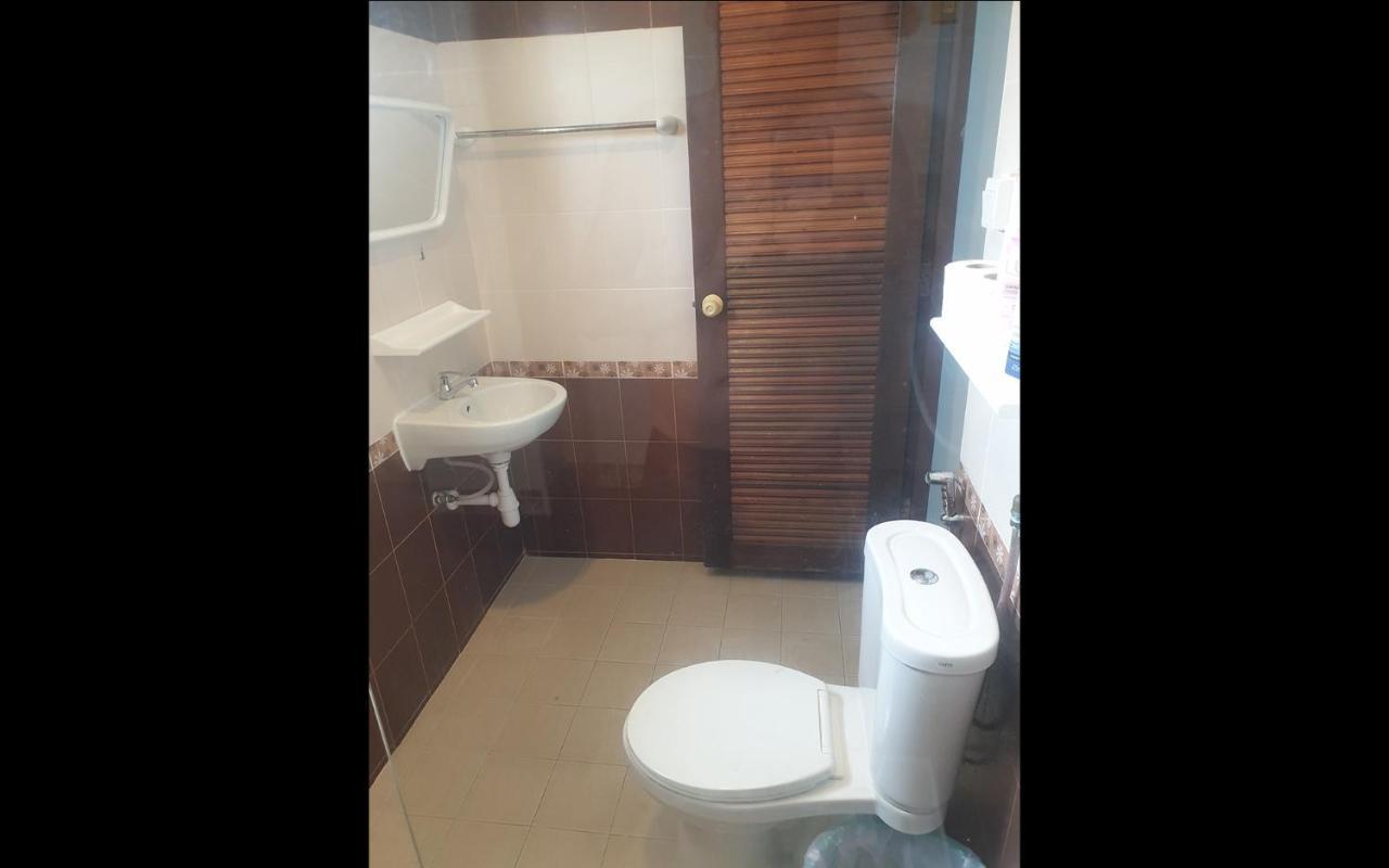 P & T Hostel Bang Rak Beach  Ngoại thất bức ảnh