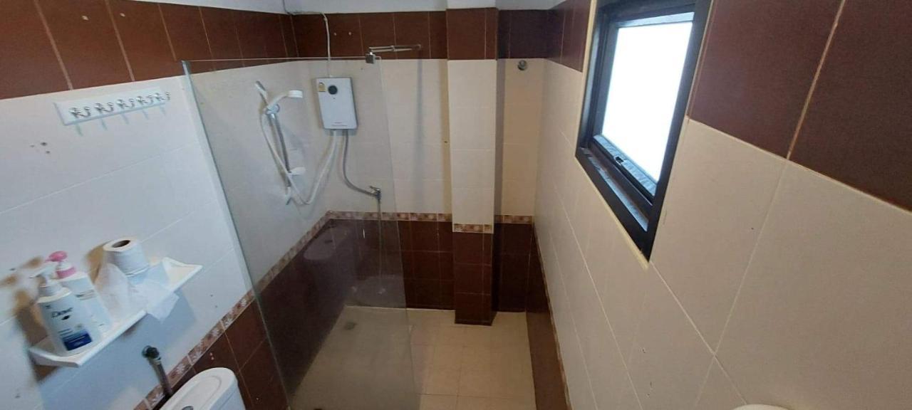 P & T Hostel Bang Rak Beach  Ngoại thất bức ảnh