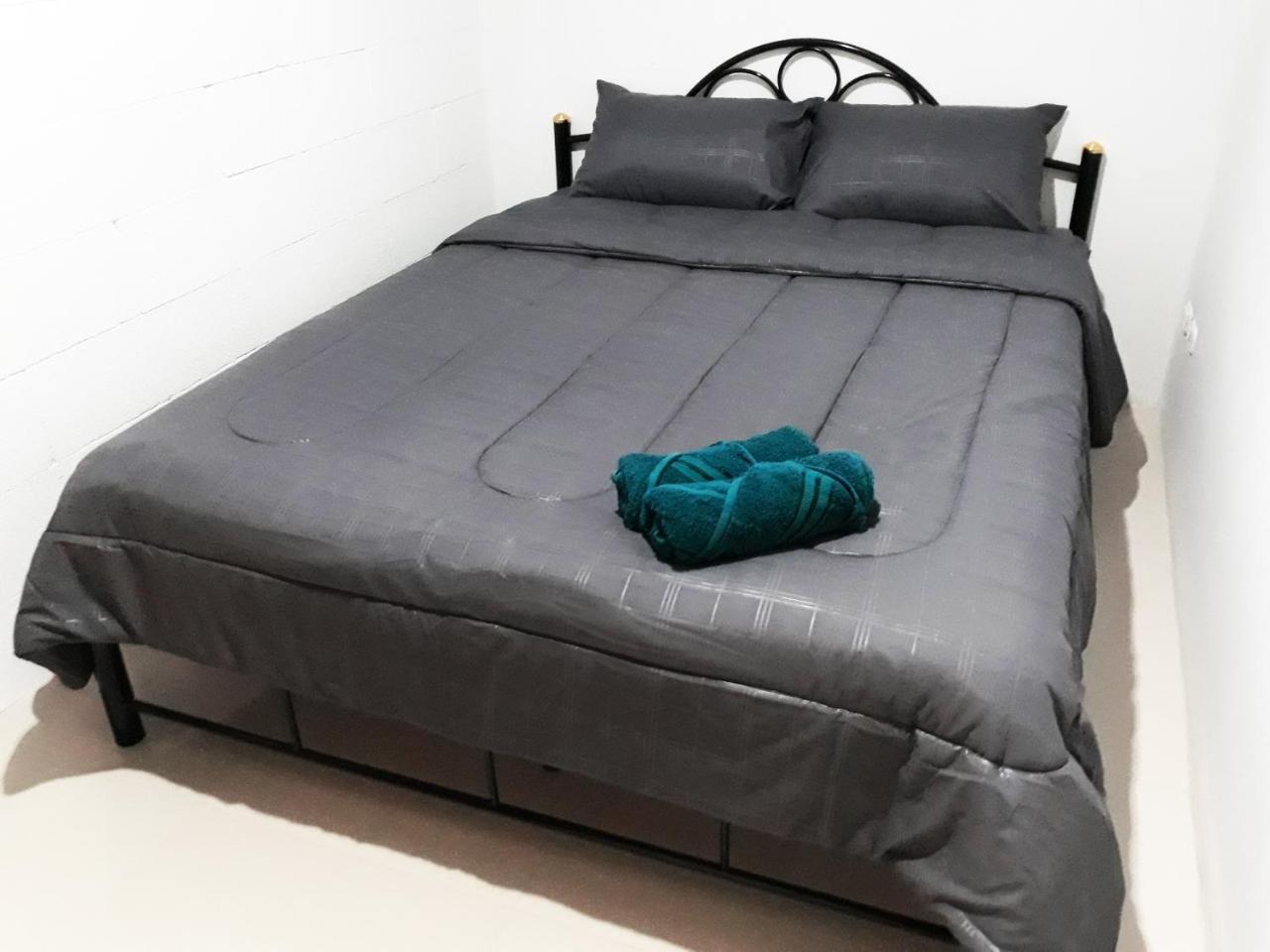 P & T Hostel Bang Rak Beach  Ngoại thất bức ảnh