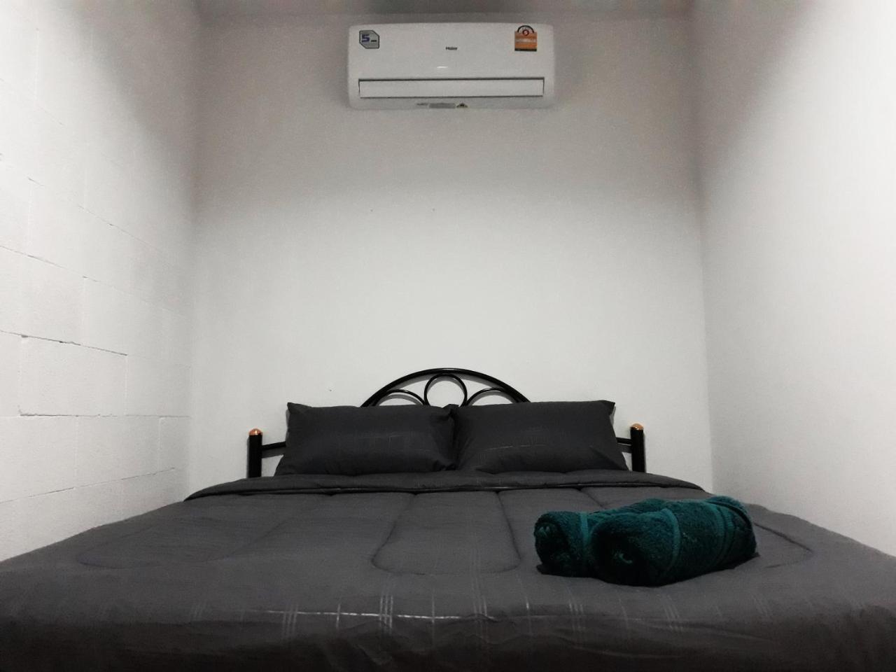 P & T Hostel Bang Rak Beach  Ngoại thất bức ảnh
